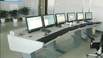 安防工程建設(shè)中除了監(jiān)控桿、操作臺還需要采購什么配套設(shè)備？