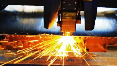 充電樁定制加工：打造昆明充電樁產(chǎn)業(yè)殼體鈑金新時(shí)代